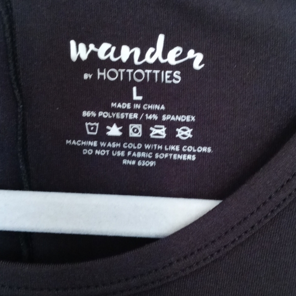 Split back top - Picture 4 of 4